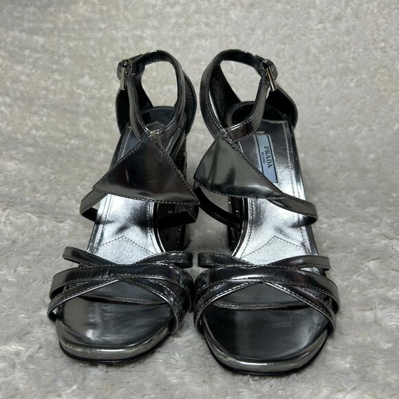 Prada Silver Patent Leather Criss Made in Italy UK Size 39 US Size 8 Women 4.5 I - Picture 5 of 10